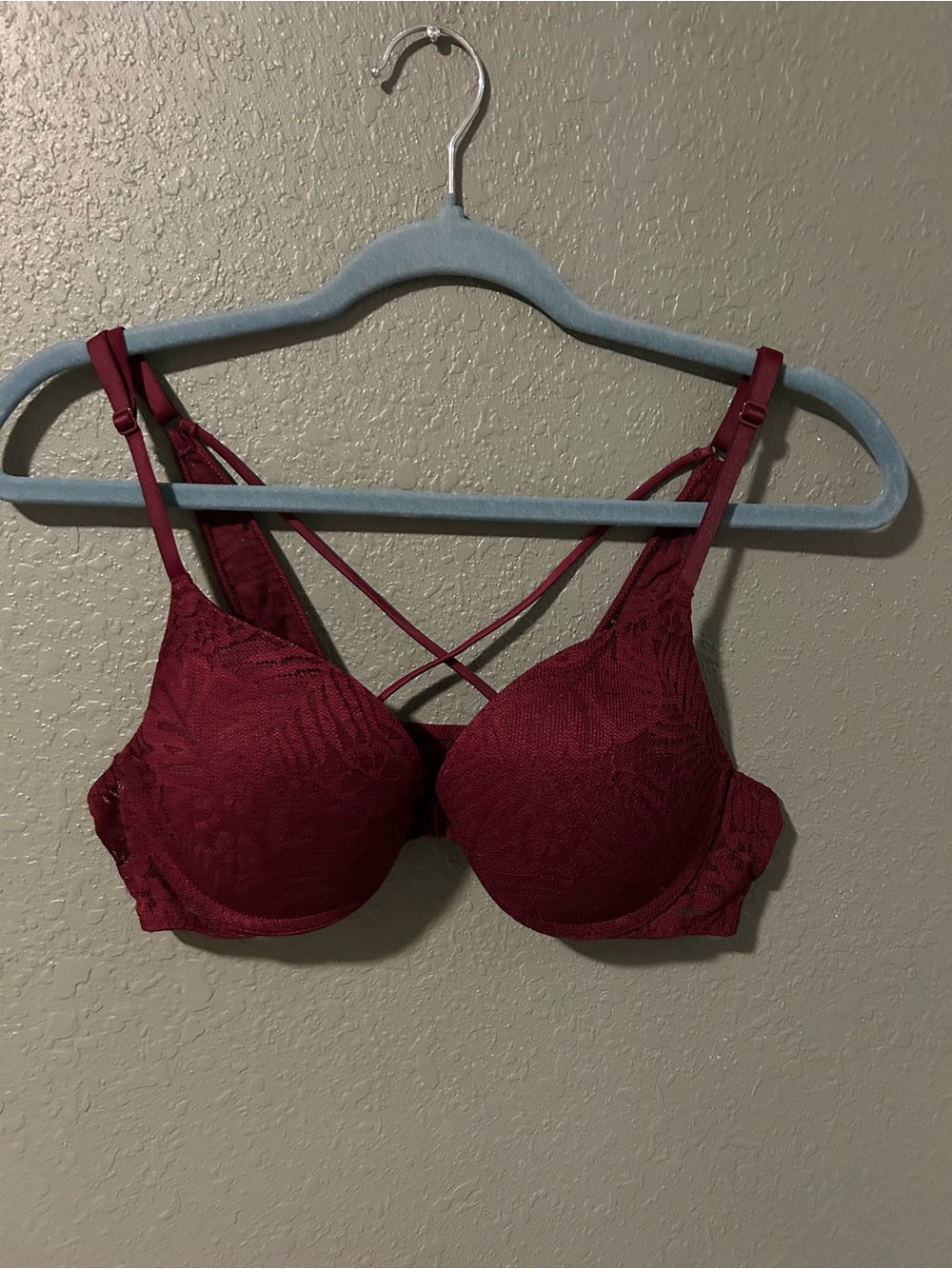 Victoria's Secret PINK burgundy bra with subtle textured pattern #lingerie